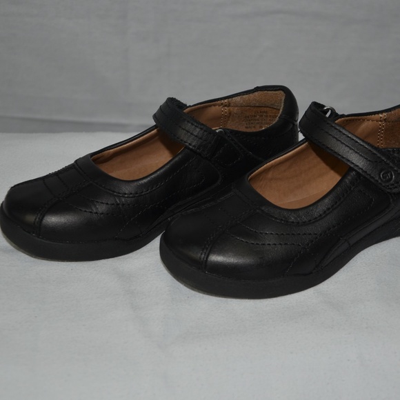 stride rite black school shoes